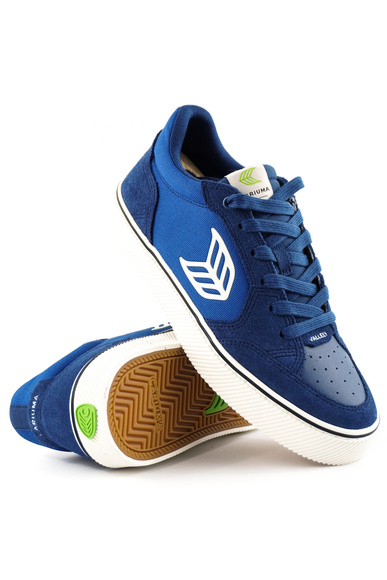 Boty Cariuma - Vallely Pro Mystery Blue Suede and Cordura Off-White Logo Sneaker