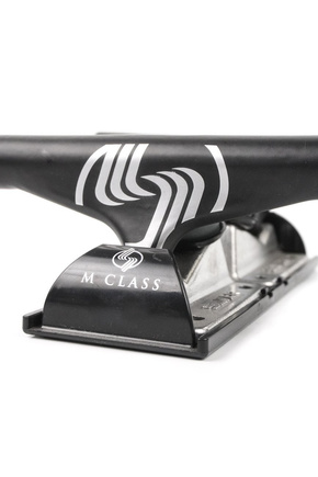 Nákladní automobily Stříbrná - Třída M Dutá černá/surová