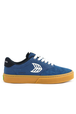 Boty Cariuma - Naioca Pro Gum Shadow Blue Suede and Canvas Ivory Logo Navy Sneaker