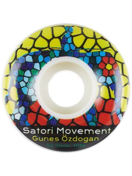 Kola Satori Movement - Gunes Ozdogan Vitráže