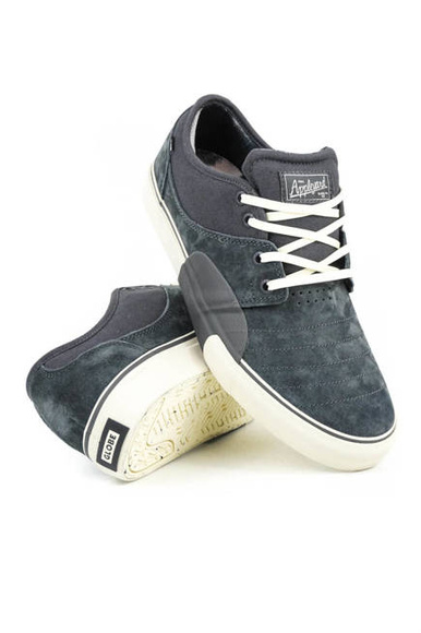 Boty Globe - Mahalo Plus (lead/cream)